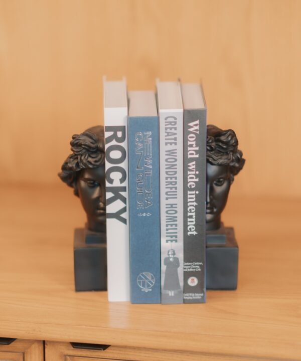 bookshelf decor