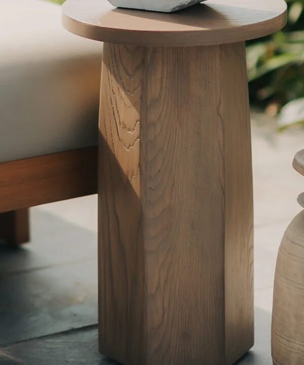 Raw Oak Sculptural Pedestal with Circular Top - Image 2